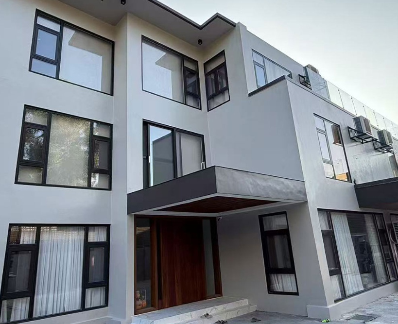 How Premium Aluminum Windows Elevate Philippine Villa Architecture