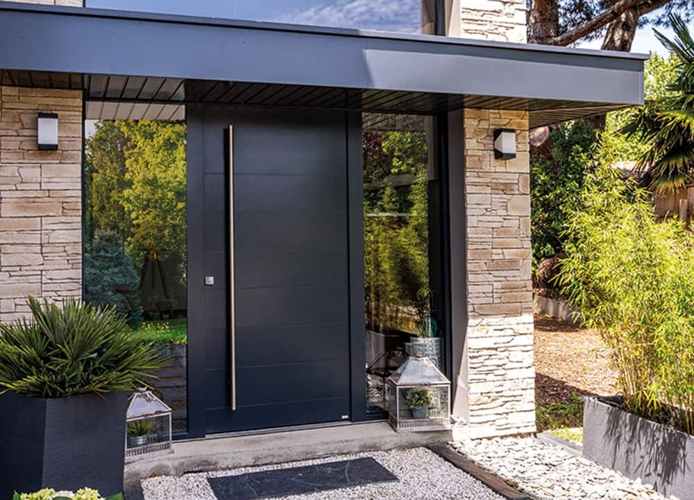 Thermal Break Aluminum Entrance Doors vs. Traditional Stee & Wood Doors