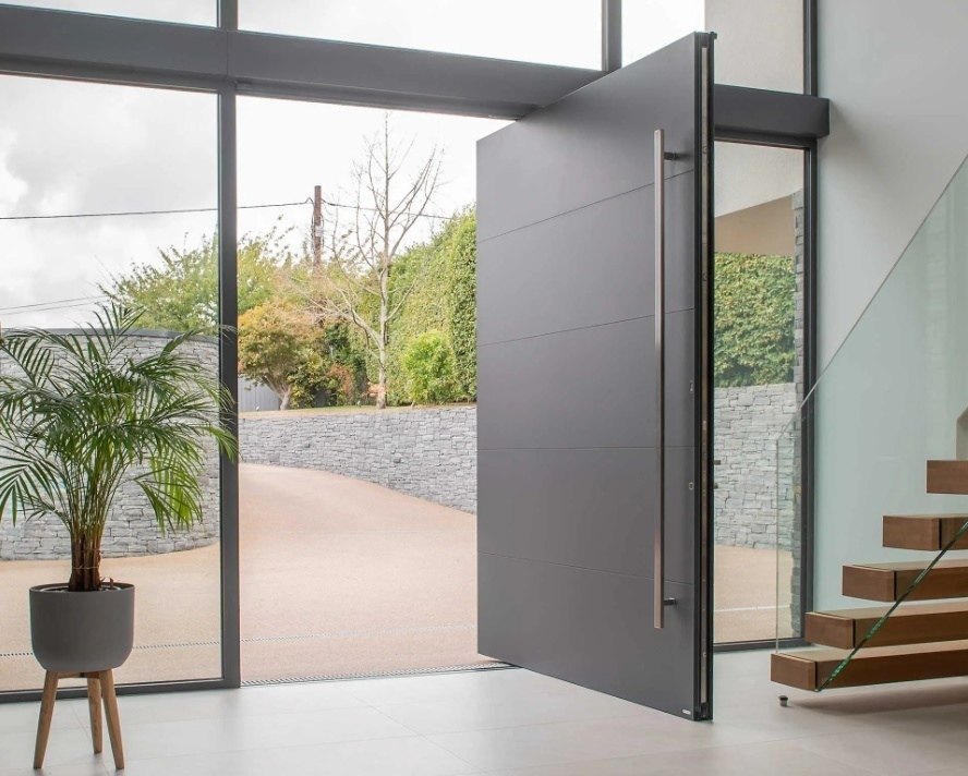 PAVIDA custom aluminum doors for coastal villas